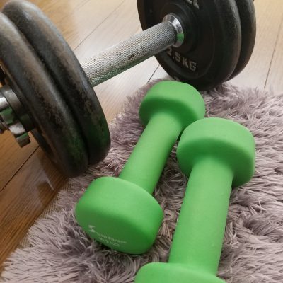 下半身太りは反り腰のせい！?