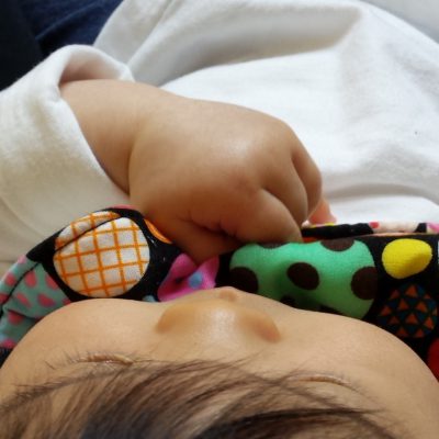 あたたかい手に触れられる心地よさ